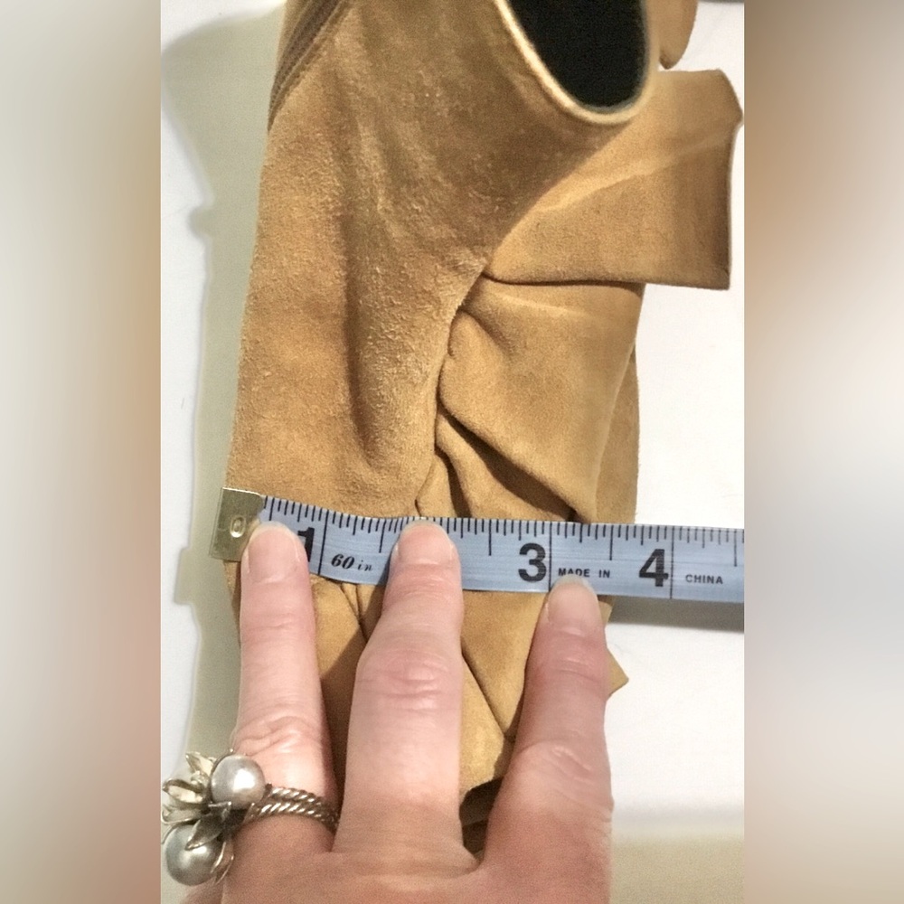 Unique Designer J.W. Anderson 🇮🇹 Ruffle Suede Ankle Booties - Picture 10 of 16
